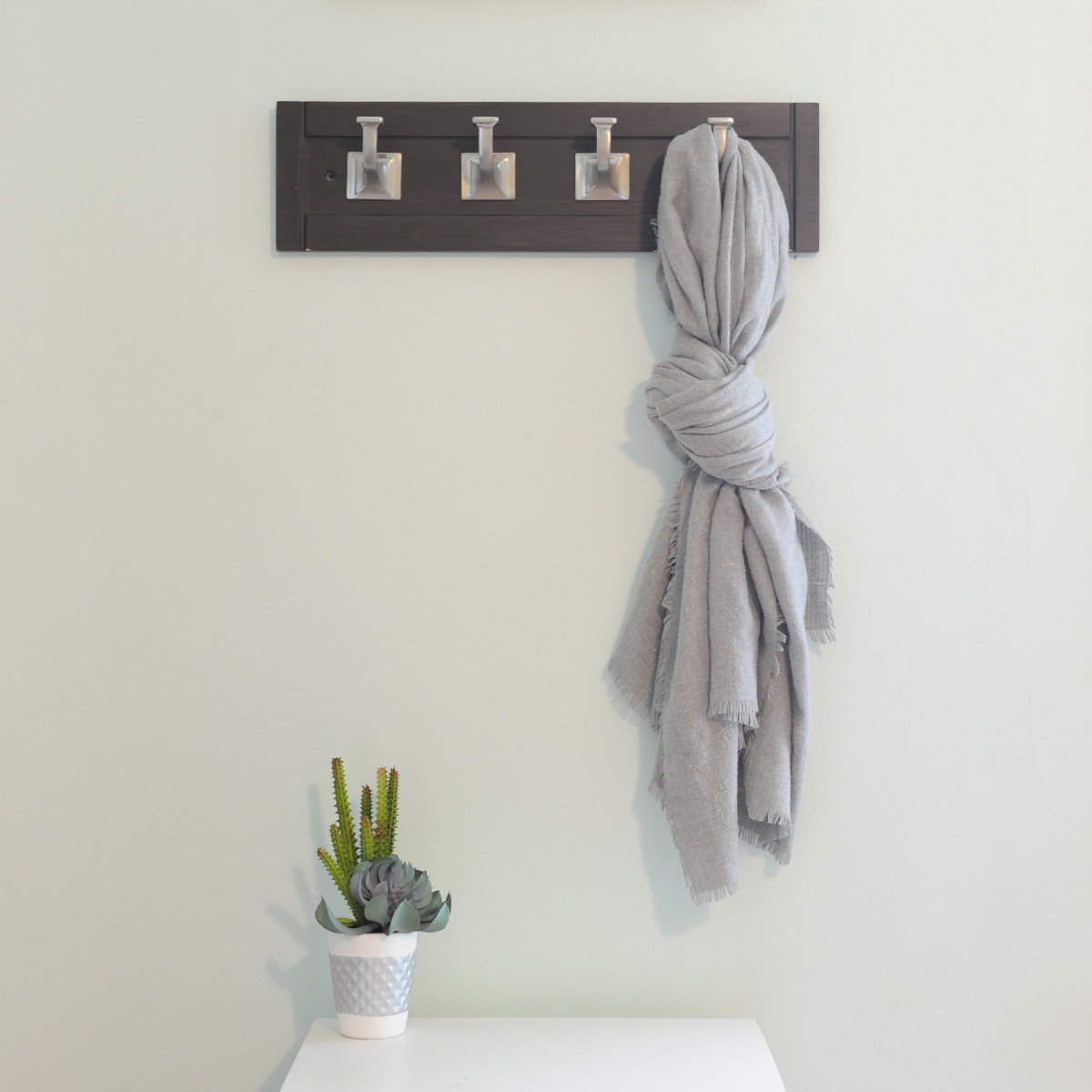 16 Inch (406mm) Forge Hook Rail